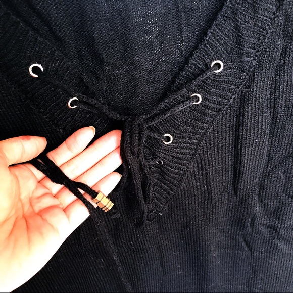 ARRIVED‼️Black Knit Lace Up Long Sweater - Picture 6 of 9